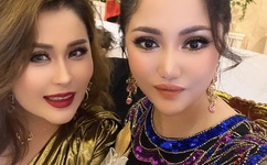 久久久久久久久性潮